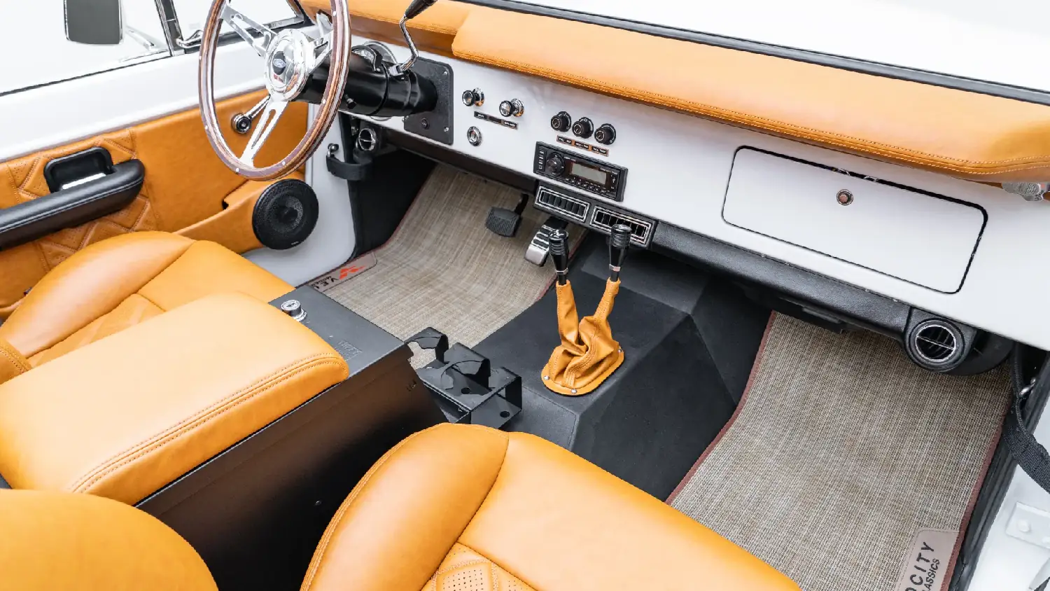 1971 Ford Bronco Signature Series